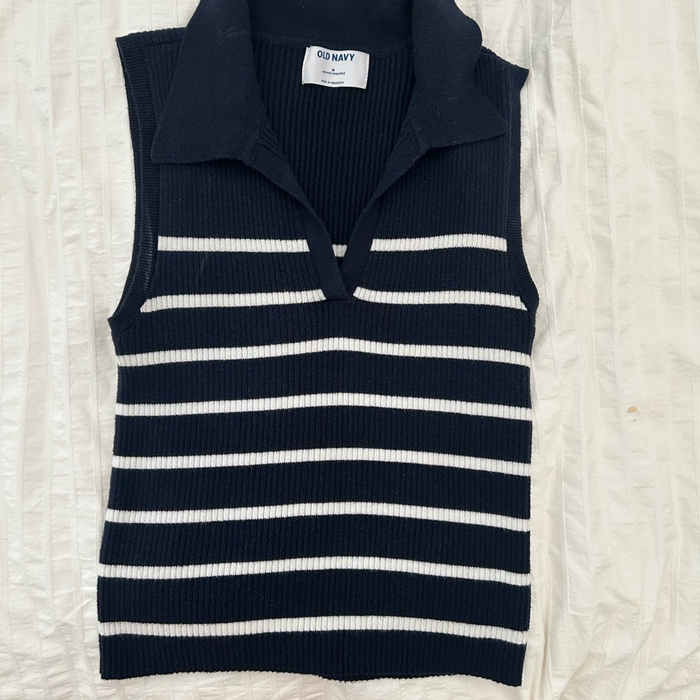 Old Navy Sweater Top